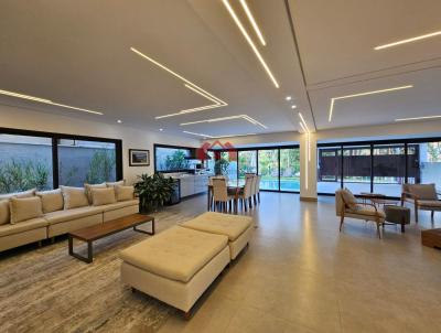 Casa em Condomnio para Locao, em Santana de Parnaba, bairro Alphaville, 4 dormitrios, 6 banheiros, 4 sutes, 4 vagas